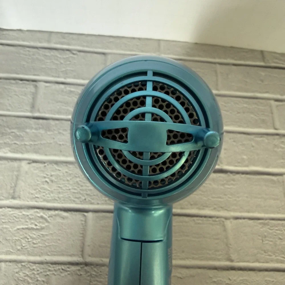 BaBylissPRO Nano Titanium Travel Dryer Blue 1000W Dual Voltage BNT053TUC